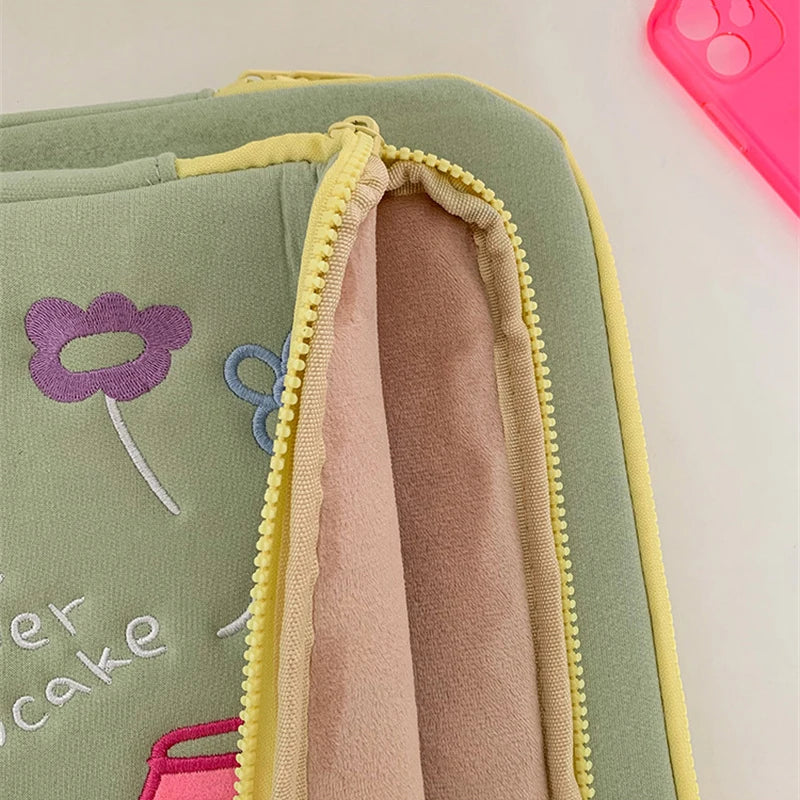 Women Cute Laptop Sleeve Case Table Protective Pouch Bag 11 12 13.6 14 15.6 Inch Cartoon Laptop Zipper Bags for Ipad Macbook HP