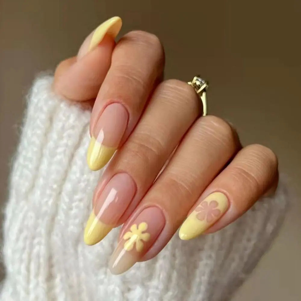 24pcs/Box Ballerina Nail Tip Purple with Design Manicure Patches Fresh Floral Almond False Nails Press on Med Nails Detachable