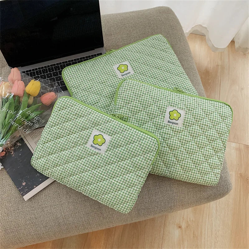 Women Cute Laptop Sleeve Case Table Protective Pouch Bag 11 12 13.6 14 15.6 Inch Cartoon Laptop Zipper Bags for Ipad Macbook HP