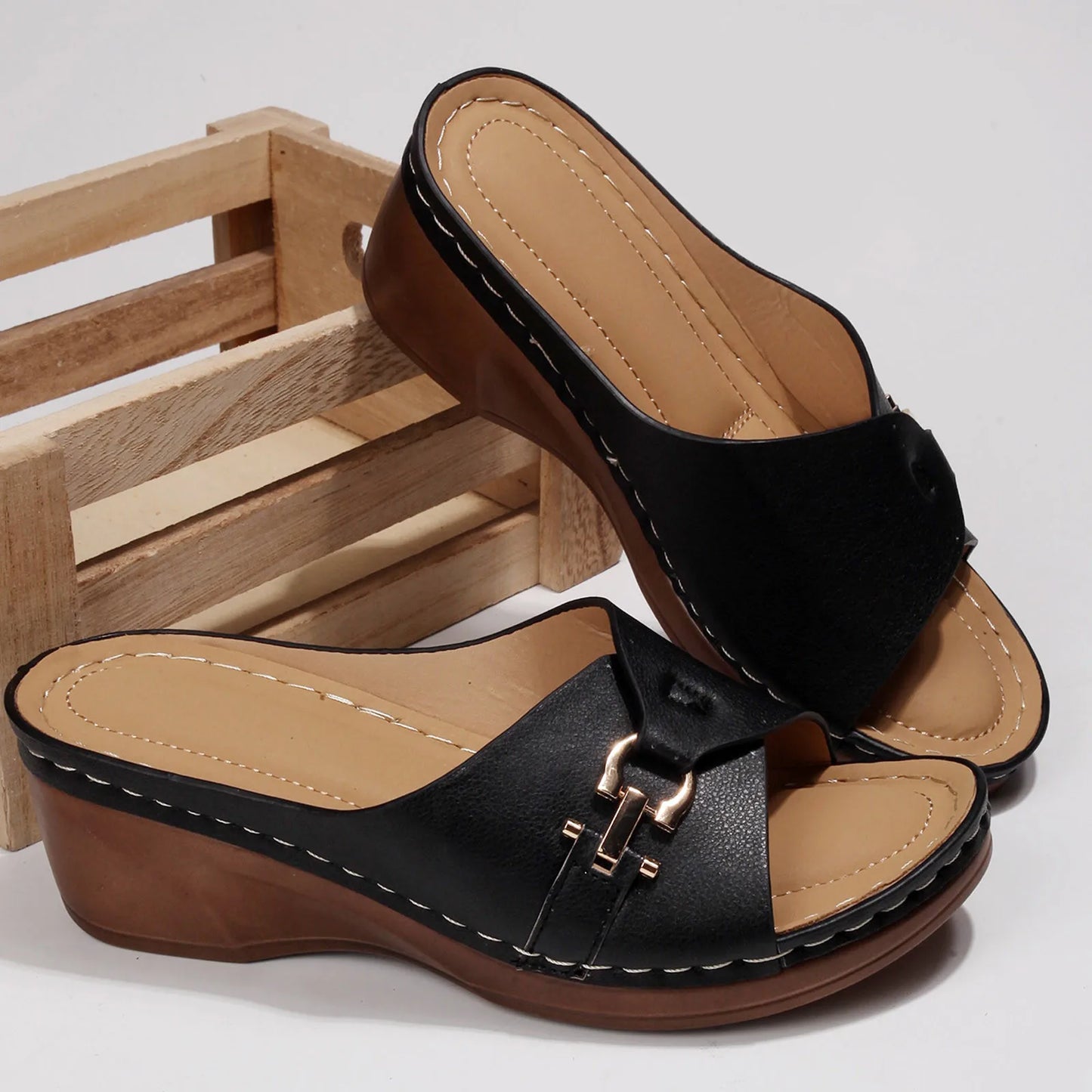 New Women Summer Flip Flops Solid Slip On Casual Open Toe Wedges Sandals and Slippers Comfortable Beach Shoes Sandals for Women